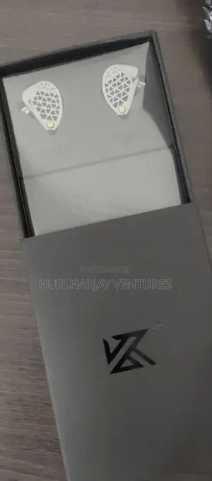 Kz Am16 Iem/Earphone (Bass Enhanced Model, Nomic Model)