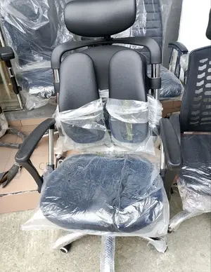 Modern Kidney Shaped Seating