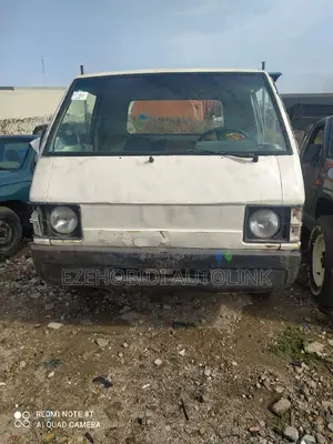 Mitsubishi L300 1998 White