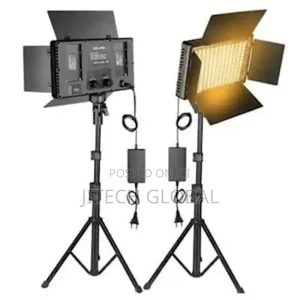 Led 600 With Batteries Desktop Charger + Stand