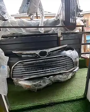 Avalon 2017 2018 Headlight and Front Bumper Complete
