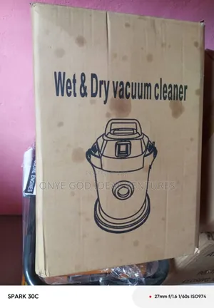Wet and Dry Vacuum Cleaner