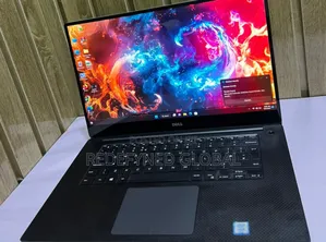 Laptop Dell Precision 15 M5510 16GB Intel Xeon SSD 512GB
