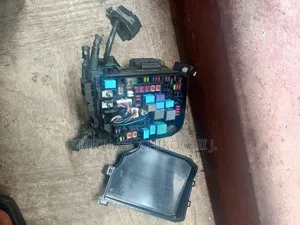 Engine Fuse Box Toyota Corolla 2014