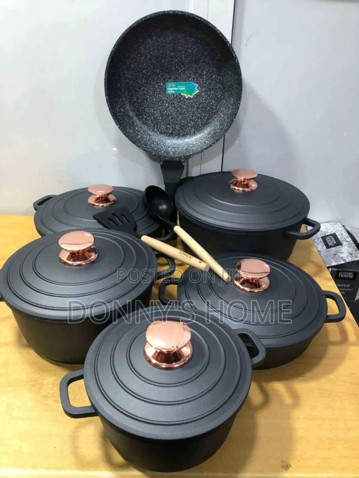 Donor Pot Cast Iron Cookware/Pots