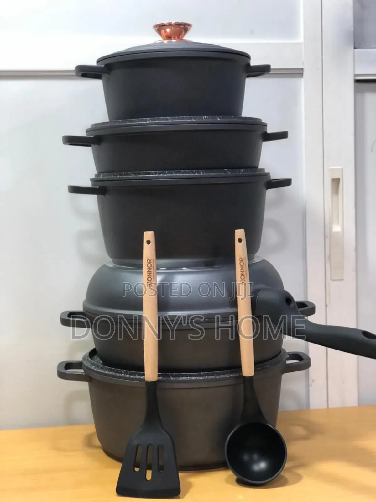 Donor Pot Cast Iron Cookware/Pots