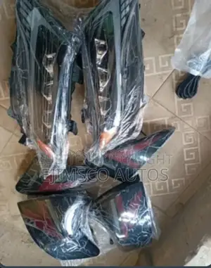 Head Lamp and Complete Back Light Venza 2020 Model