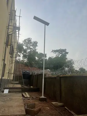 Green Ware House Solar Light