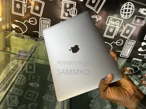 Laptop Apple MacBook Pro 2020 8GB Intel Core i5 SSD 256GB