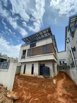 5bdrm Duplex in Ikeja for sale