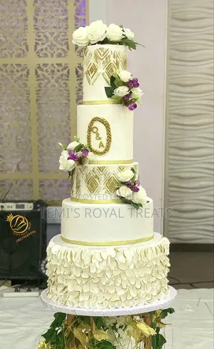 Fondant and Wedding Cakes