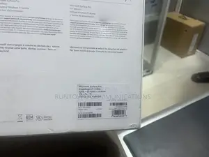 New Microsoft Surface Pro 11th Edition, a Copilot+ PC 32GB SSD 1T