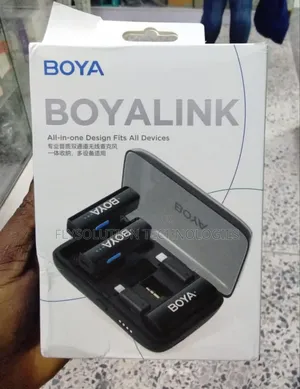 Boya Boyalink 2-Person All-in-One Wireless Microphone System