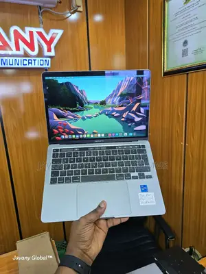 Laptop Apple MacBook Pro 2020 16GB Intel Core i7 SSD 500GB