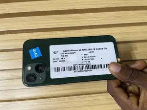 Apple iPhone 13 128 GB Green
