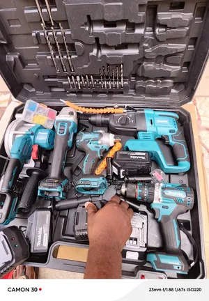 5in1 Set Makita Cordless Drilling Machine