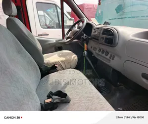 Ford Transit 2004 Red
