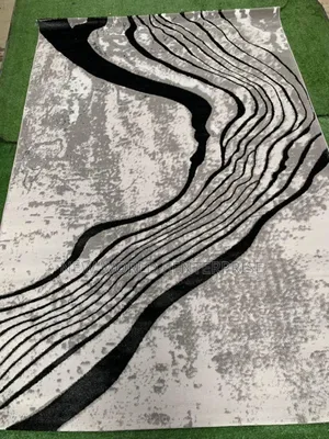 5by7 Modern Turkish Centre Rug Black and Gray