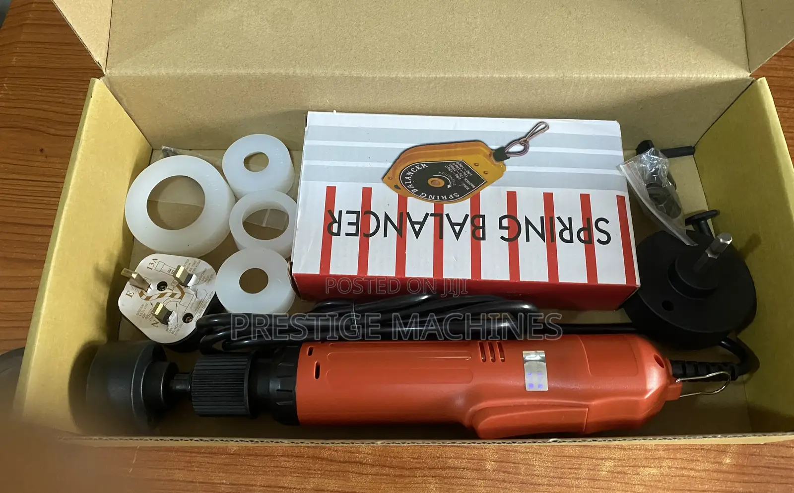 Hand Capping Machine