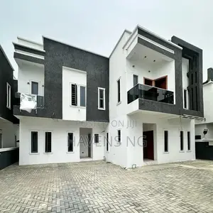 4bdrm Duplex in Lekki Phase 2 for sale