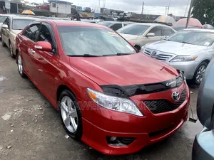 Toyota Camry XLE 4dr Sedan (2.5L 4cyl 6AM) 2010 Red