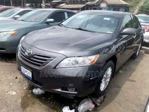 Toyota Camry LE 4dr Sedan (2.4L 4cyl 5A) 2009 Gray