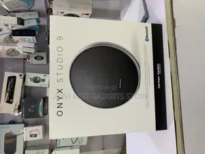 Onyx Studio 9