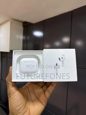 Apple Airpod 4 Active Noise Cancellation