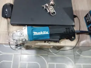 Makita Angle Grinder 5"(Ga 5050r)