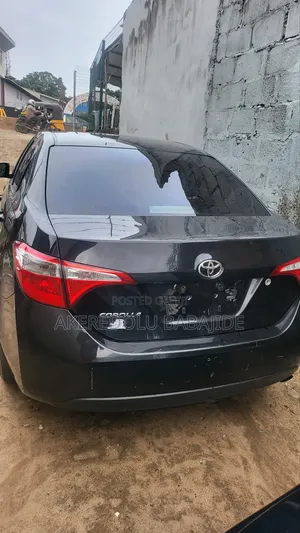 Toyota Corolla LE Eco 4dr Sedan (1.8L 4cyl CVT) 2014 Black