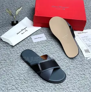 High Quality Salvatore Ferragamo Pam Slippers