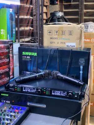 Shure Adx 400 Professional Wireless Microphone 200m