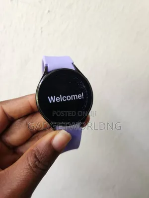 Samsung Galaxy Watch4 44mm Lte (Free Straps)