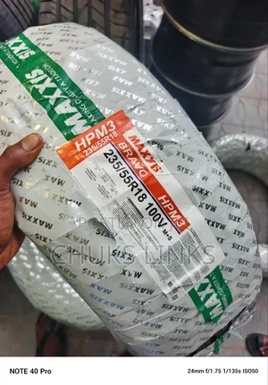 235/55r18 Maxxis Tire