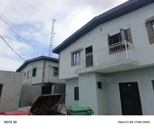 3bdrm Block of Flats in Gra, Ikeja for rent