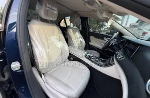 Mercedes-Benz E300 4Matic AWD Sedan (2.0L 4cyl 9A) 2017 Blue