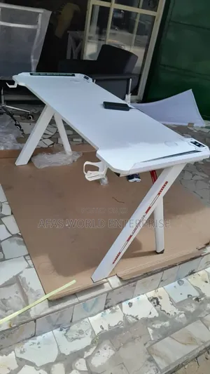 White Electric Gaming Table
