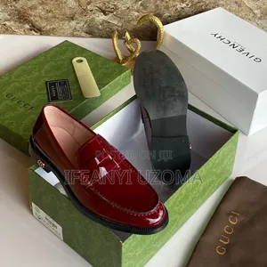 Gucci Luxury Wine Color Shoe