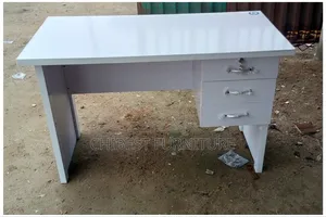 Standard White 4ft Office Table