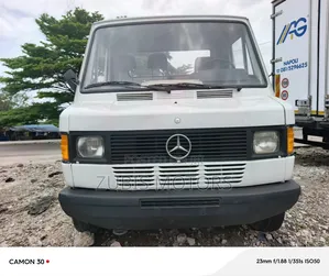 Mercedes-Benz T2 2004 White