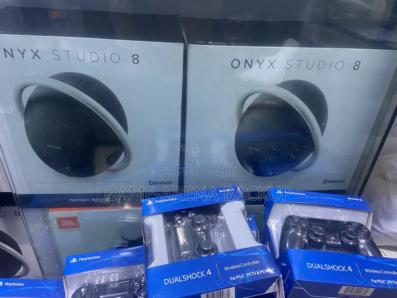 Onyx Studio 8