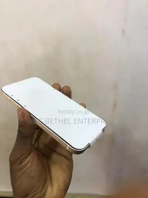 Apple iPhone 12 64 GB White