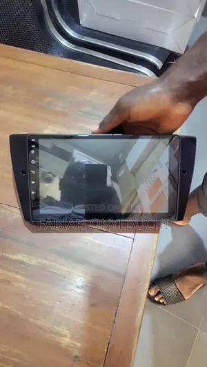 BMW 325i E90 Android Player+Reverse Camara