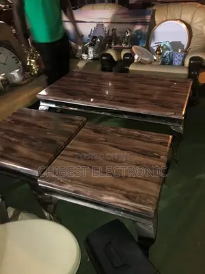Brown Center Mat Table