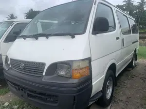 Toyota Grand HiAce 1995 White