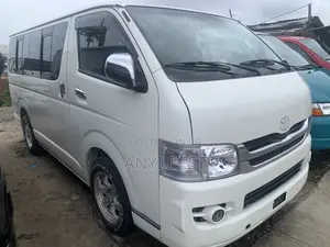 Toyota HiAce 2008 White