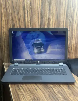 Laptop HP Pavilion 17 4GB AMD A6 HDD 500GB