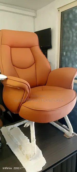 Luxury Nice Golden Pastor Chair
