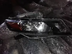 Head Light 2012 Crosstour