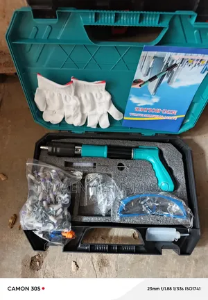 Hand Nail Gun